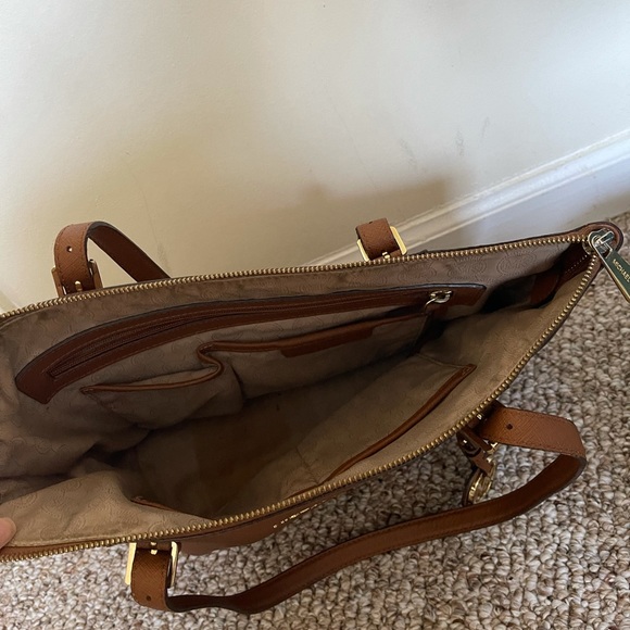 Medium Michael Kors Purse - Picture 2 of 2